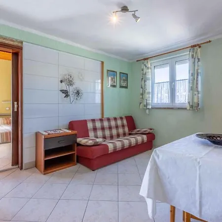 Apartment In 42251 Crikvenica